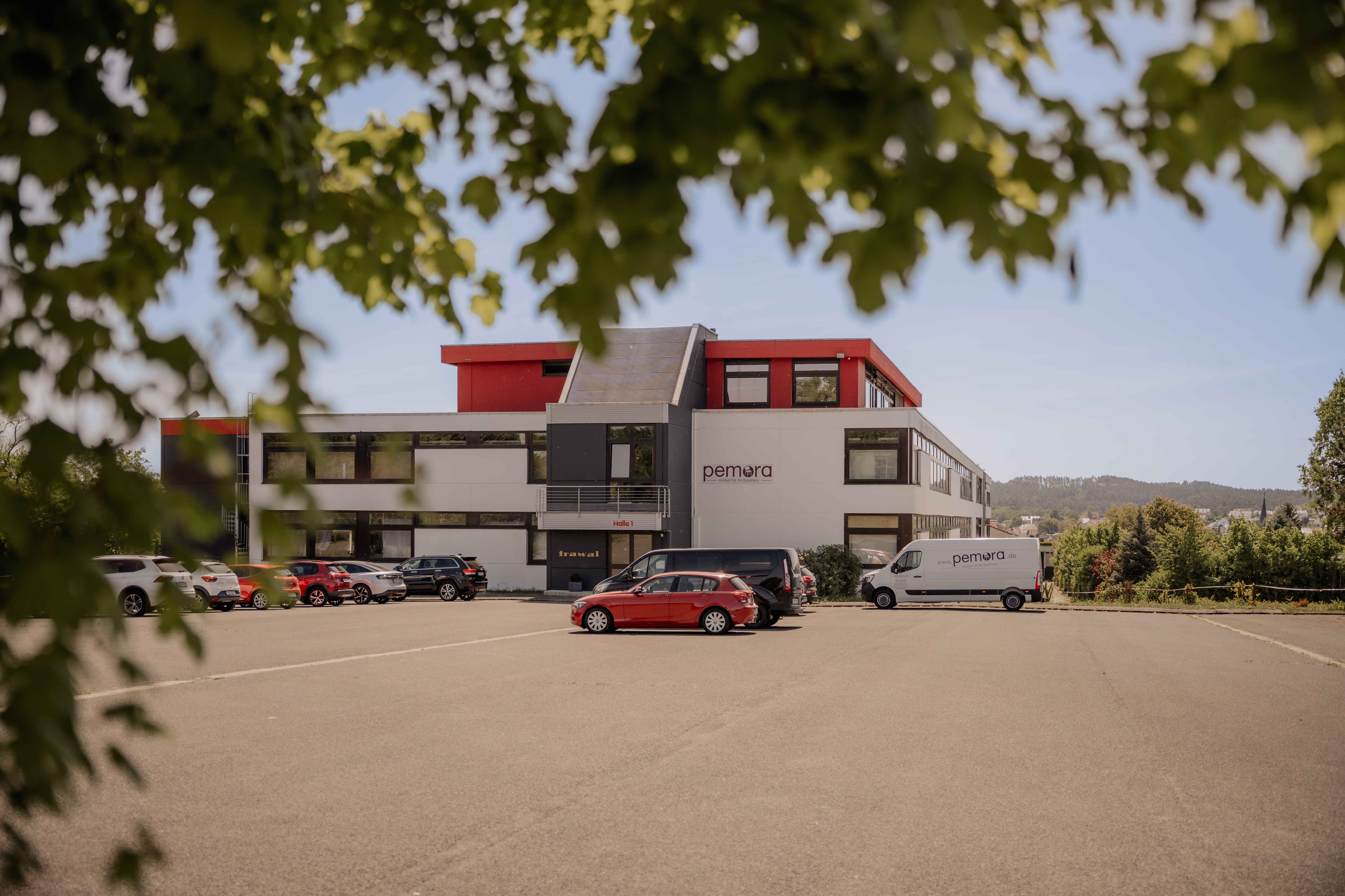 pemora-gastronomie-moebel-Showroom-grub-am-forst-coburg-bayern